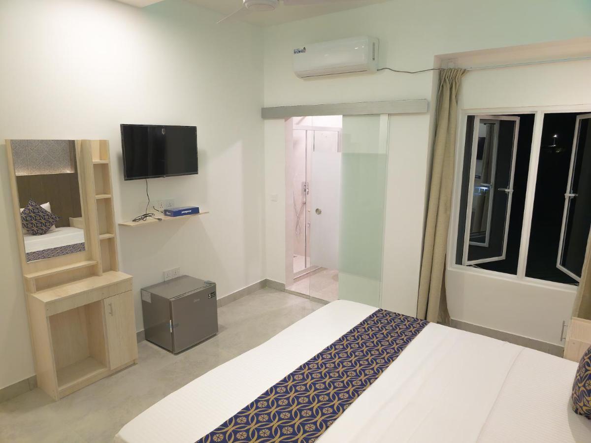 Arora View Hotel Maafushi Exterior foto